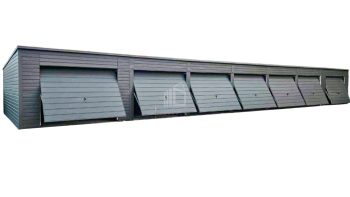 řadové garáže 24x5,5m - 7x  výklopná vrata - antracit -  střecha  spád dozadu TS871